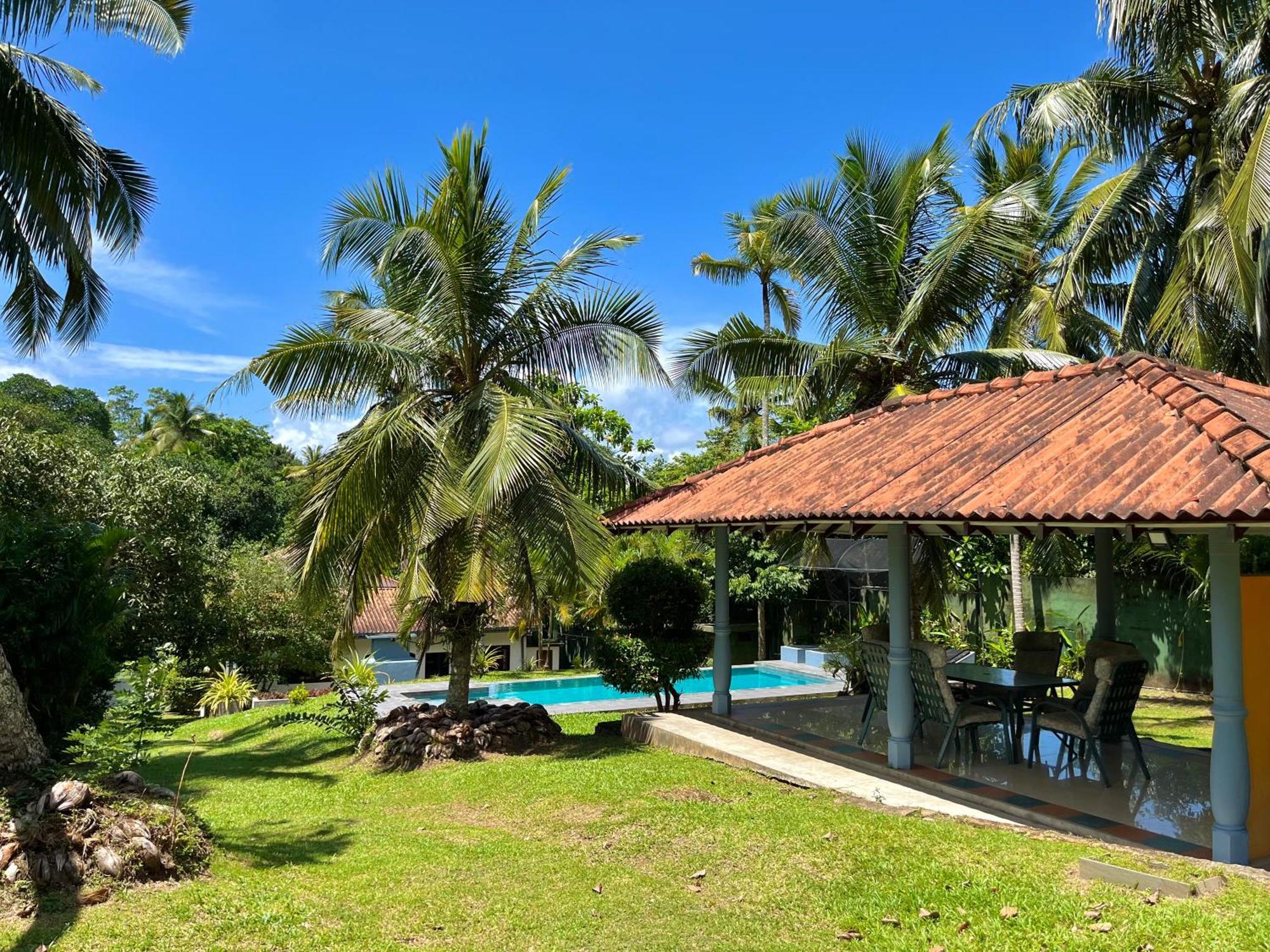 Garden Haven Hikkaduwa Villa Exterior photo